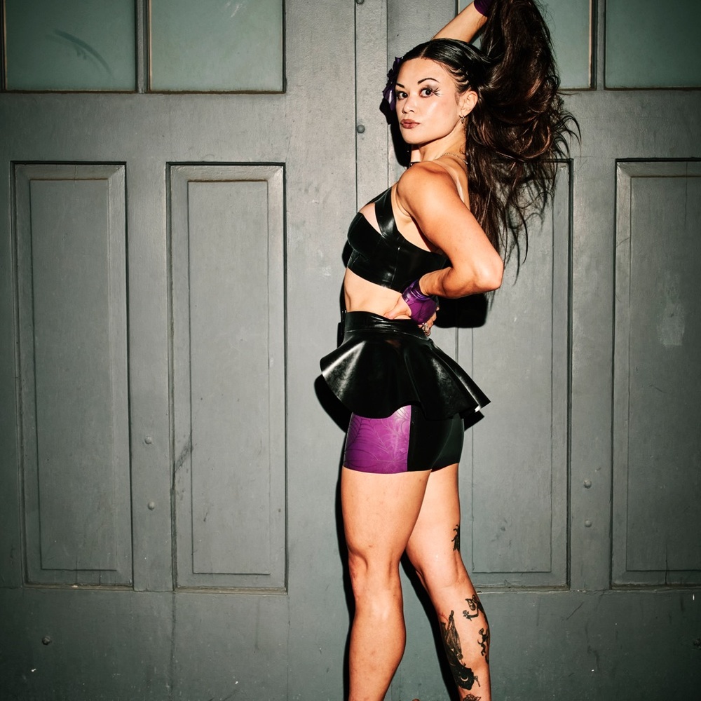 Meet your Posher, Lizzy